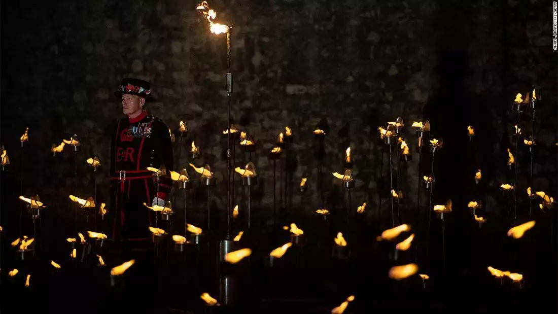 Tower of London lights up for World War I anniversary