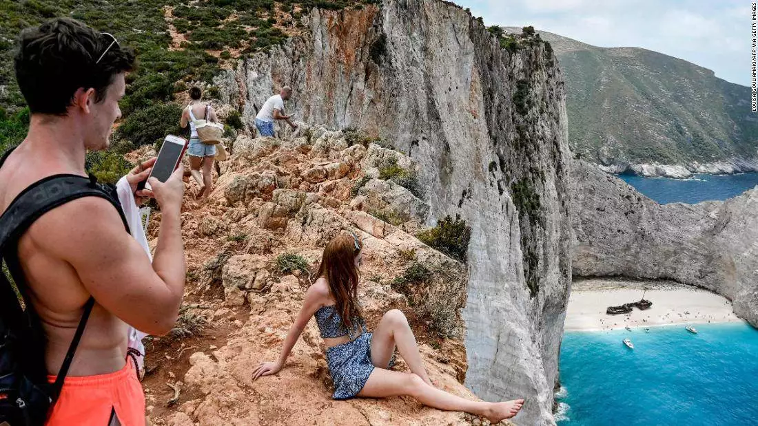 Tourist-starved Greece takes a gigantic leap of faith on Covid